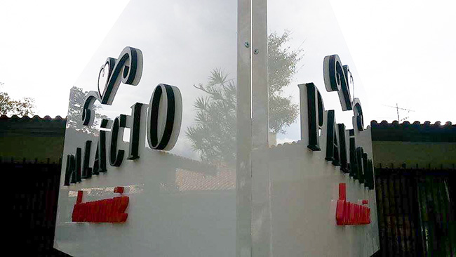 Acabamento da dobra da placa