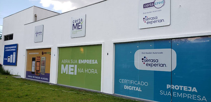 Fachada de loja de Curitiba